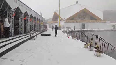 Winter arrives early in Uttarakhand! Hemkund Sahib turns white with season’s first snowfall, Kedarnath Yatra hit by rain