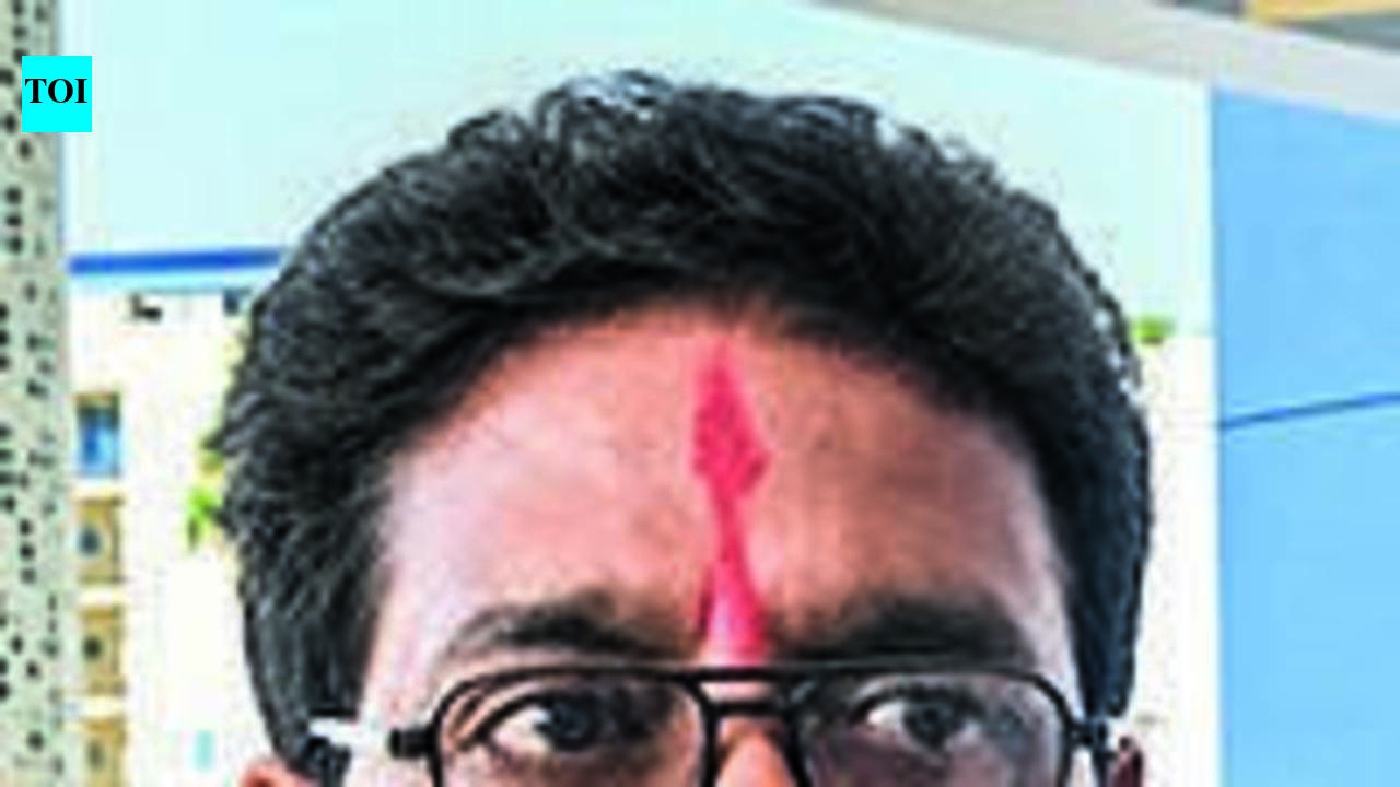 Kolkata Opposition Prepares High Court Challenge Following Fresh Warrant Against Leader