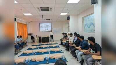 Bikers learn to be first responders in road emergencies