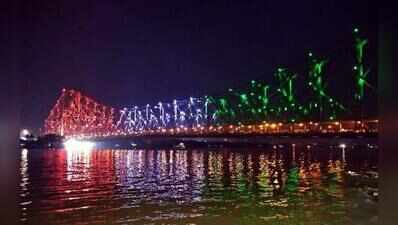 Choose Howrah Bridge colours, music and voice message 10 days a year