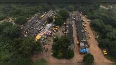 7 years on, no wall, biodiversity park edge remains open to encroachment in Gurgaon