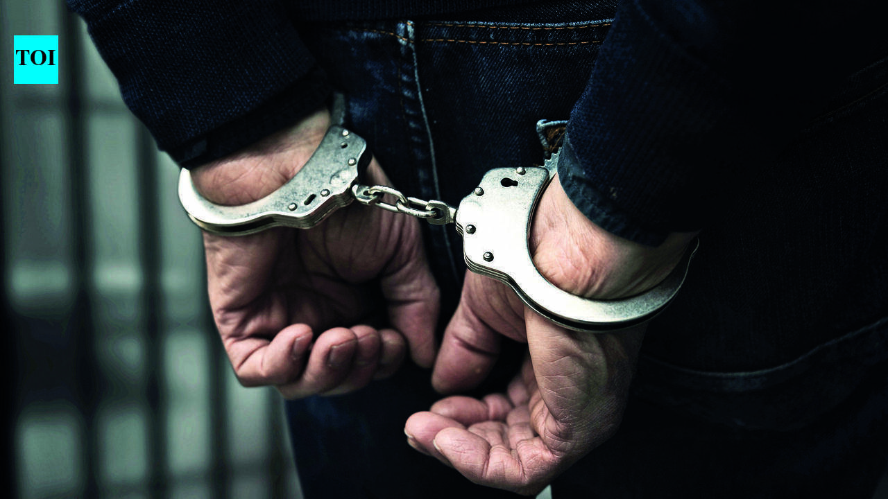 Ahmedabad: Youth held for making obscene gestures, arrested