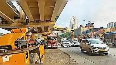 Man suffers serious head injuries after cement block from Metro 9 work site falls on him