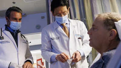 A world first: Man lives withpig kidney for nine months