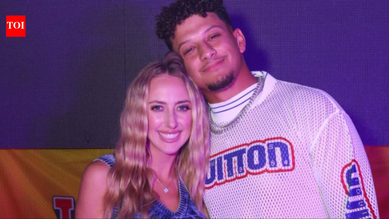 Patrick Mahomes with his family