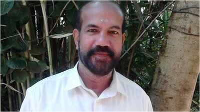 Vinod Kozhikode recalls wife's death; 'I don't think being witness to your wife's death is a blessing'; says he always wished to go first