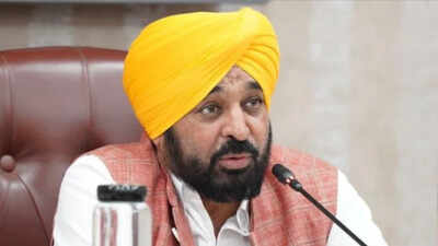Punjab drug menace: Congress shares video of man consuming poision outside DC office; sparks row