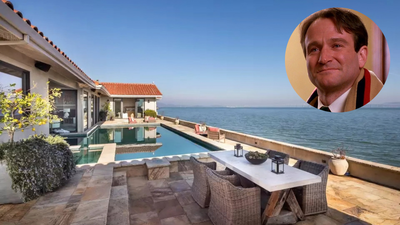 Robin Williams bought a 6,500-sq-ft waterfront home near San Francisco for about $4 million in 2008; after his death, it sold for $5.35 million following a $7.25 million listing