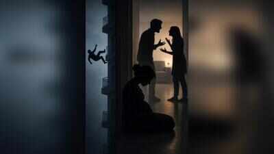 Pune techie kills wife, cooks up robbery story; jumps from 2nd floor