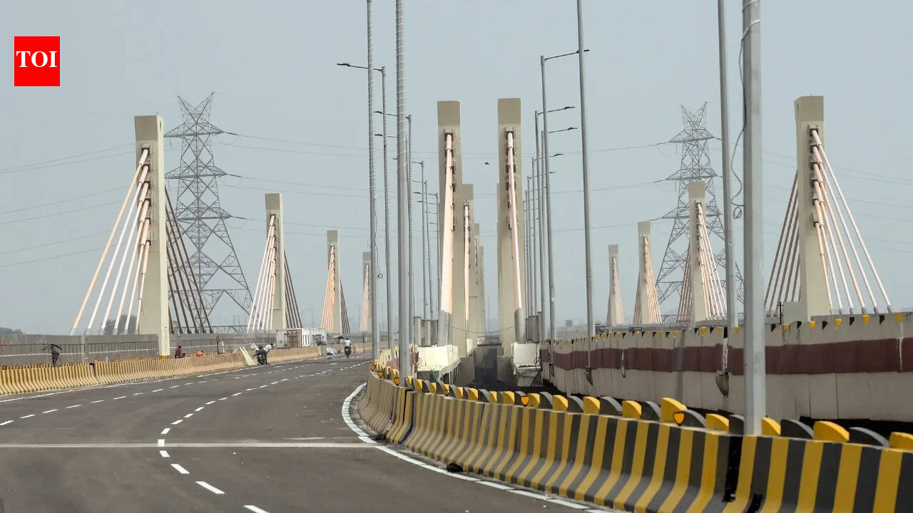 No median cuts, surface intersections on future high-speed NH corridors: NHAI