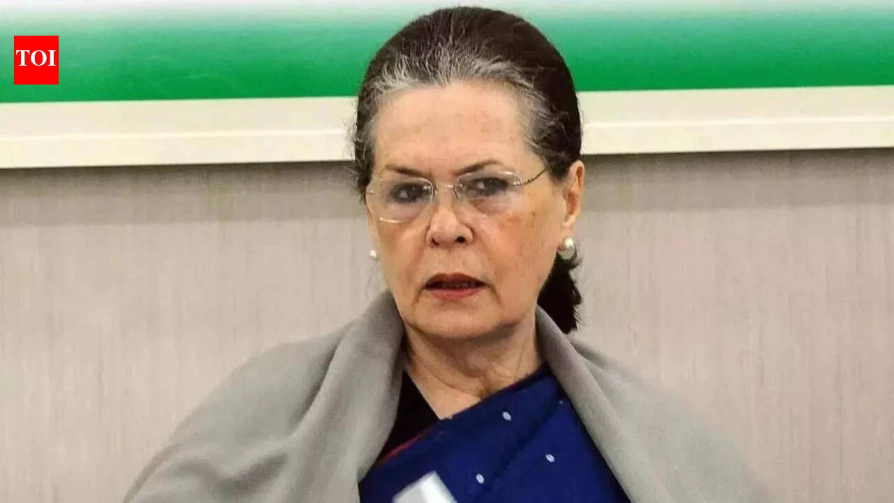 Court junks rejection of petition to probe Sonia voter roll entry