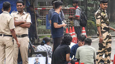'We stand with Professor Suryanarayana Doolla, don’t condone cheating': IIT-Bombay students break silence