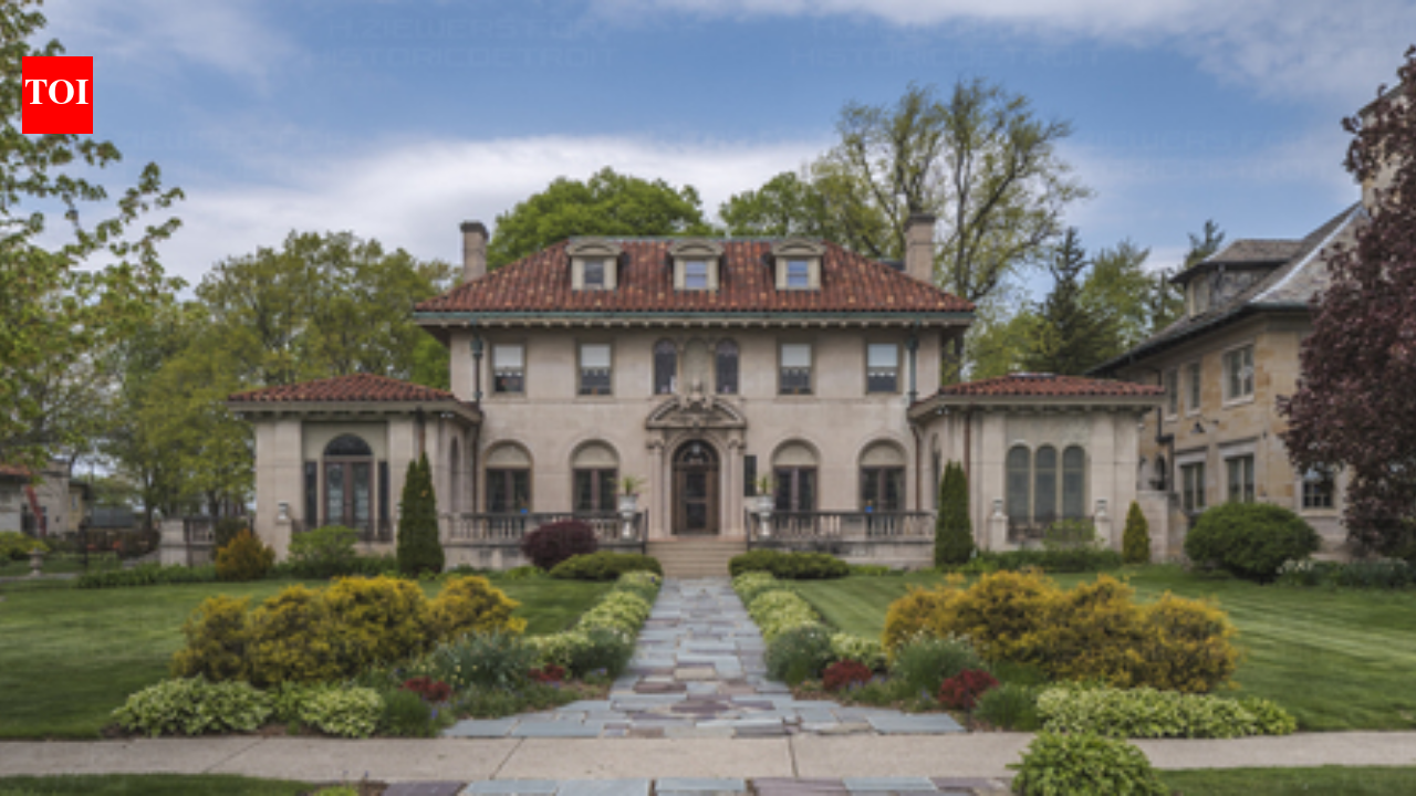Detroit lawyer bought Berry Gordy's Motown mansion for $250K in 2002, sold it for $1.65M