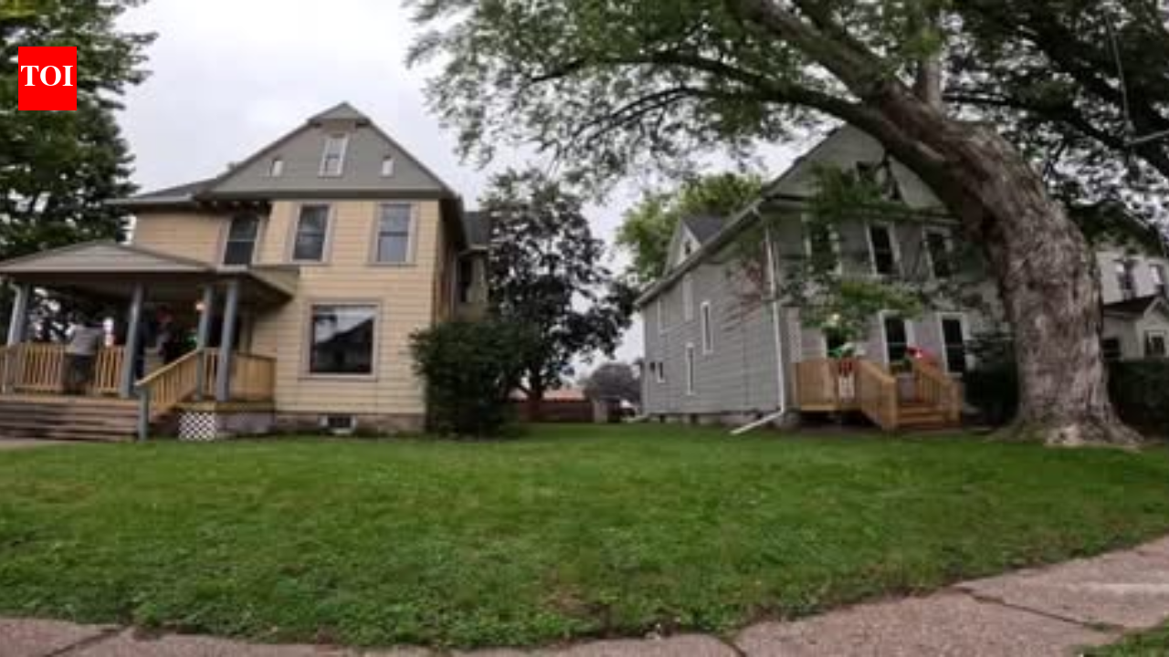 Two 100-year-old Iowa homes to be used as housing for two refugee families in Davenport