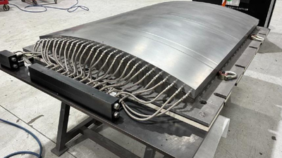 Oak Ridge scientists spent eight weeks 3D-printing a nearly 2-ton steel mold measuring 6 feet tall; Boeing will use the massive tool in NASA's project to speed composite aircraft manufacturing