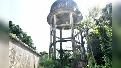 Dilapidated water tanks across city raise safety concerns