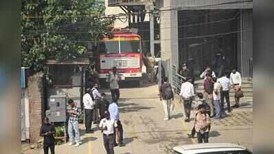 Fire breaks out in city mall basement, controlled in 20 mts