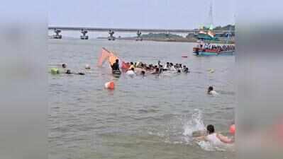 One-year-old boy feared drowned after boat capsizes in Valsad