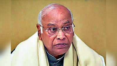 Rao Narender meets Kharge, briefs him on Haryana Congress roadmap