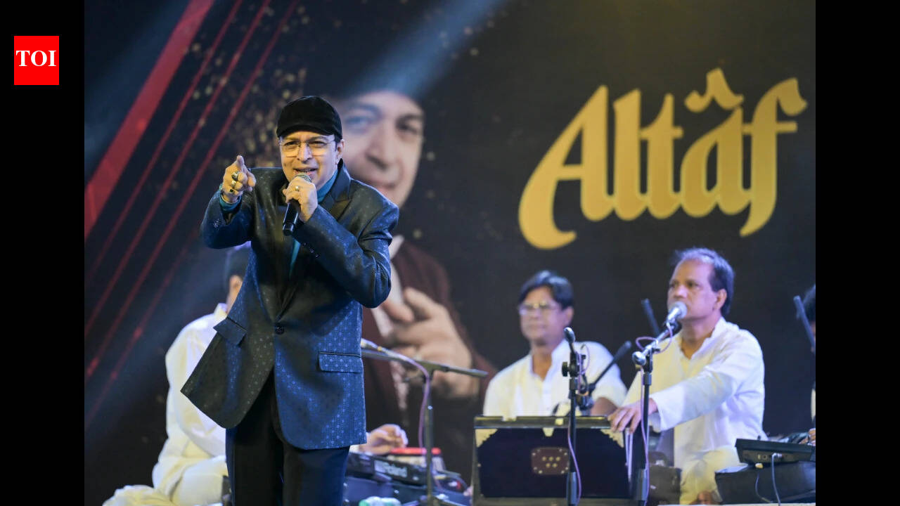 Altaf Raja turns back the clock in Pune, one heartbreak song at a time