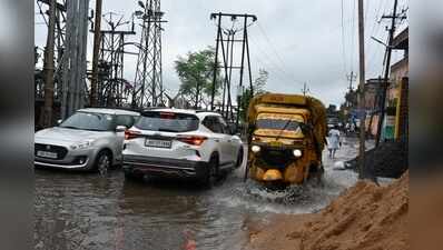 Heavy rain likely in southern, central districts today