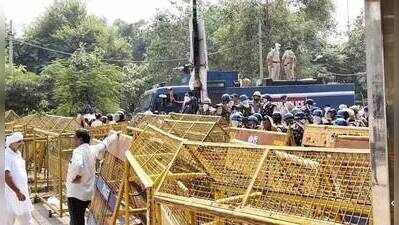 Farmers end stir after Haryana govt says farmers may bring paddy to mandis