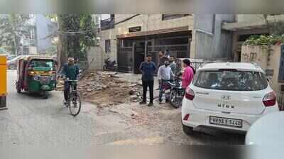Ramps, fencing built in public areas removed in Gurgaon’s Sushant Lok