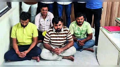 Event manager turns to cheap iPhone scam to offset Rs 3 crore losses, four held