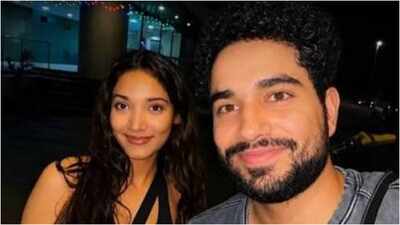 Medha Shankr spotted stepping out of rumoured boyfriend Samay Raina's Rs 1.3 crore car, reacts to paps - Watch