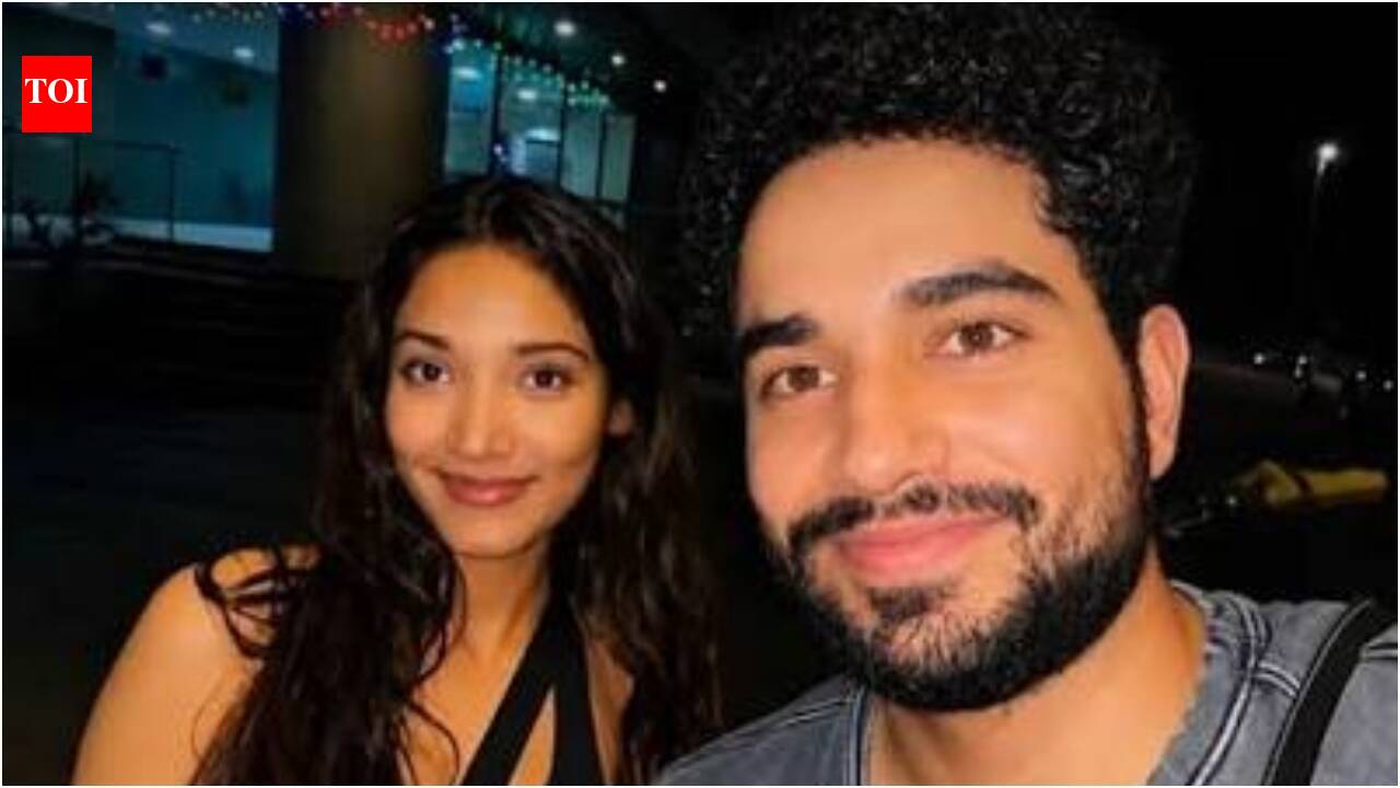 https://static.toiimg.com/thumb/msid-134454874,width-1280,height-720,resizemode-6,overlay-toi_sw,pt-32,y_pad-600/photo.jpg