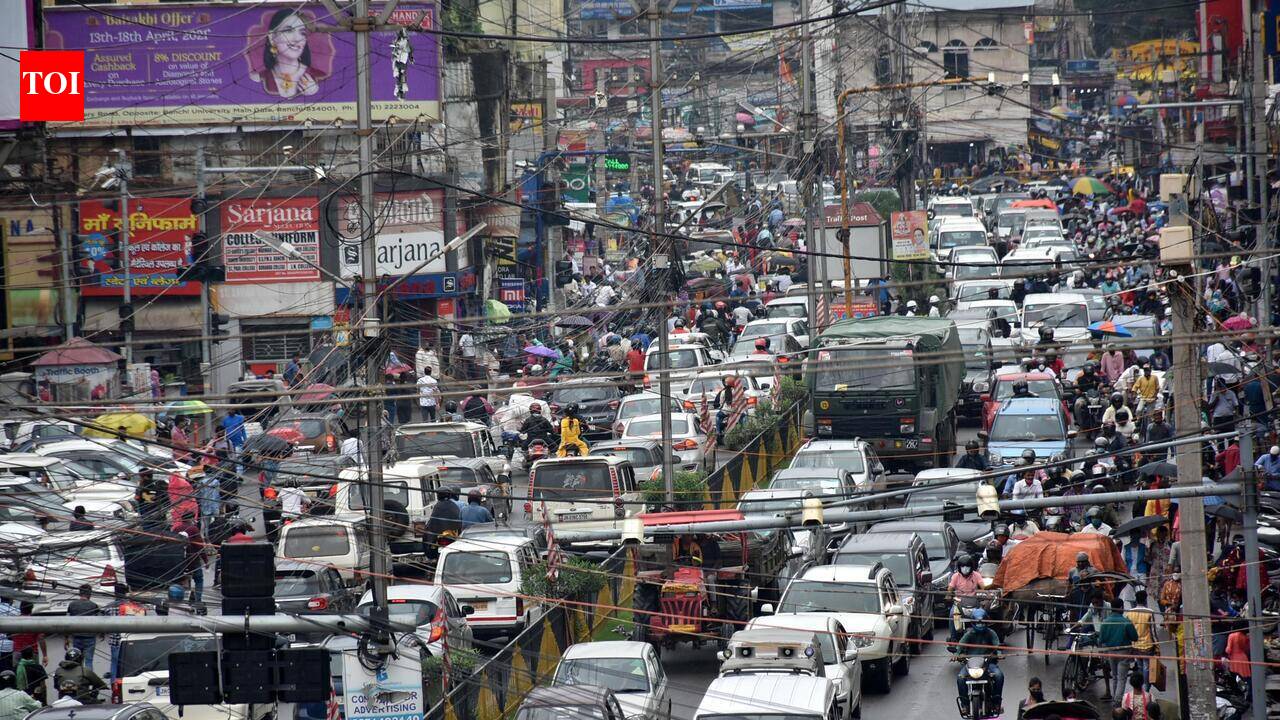 Traffic police identify 89 risky divider cuts in Ranchi