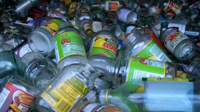 In New York, 29 million discarded glass bottles were ground into concrete for JPMorgan Chase’s 60-storey headquarters; replacing 40% of its cement cut over 5,000 tons of carbon and enhanced concrete strength