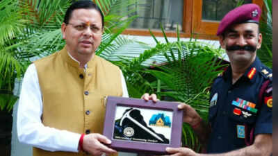 Uttarakhand CM Dhami flags off 4 successful NIM mountaineering expeditions, lauds climbers' courage and team spirit