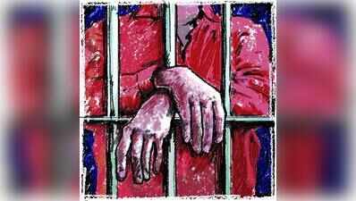 3-year and 6-month jail terms for two postal officials for seeking ₹1,000 bribe