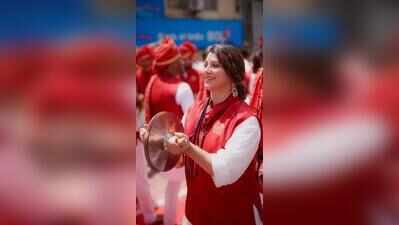 Beyond just playing dhol-tasha, celebrity-led Kalaawant pathak honours social groups and real-life heroes