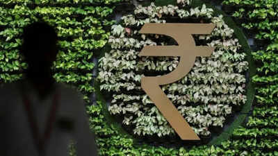 Rupee falls 26p to 95.99 against dollar amid crude oil spike