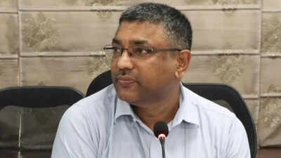 India can meet screen-protector demand locally, assures IT secy