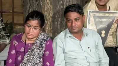 IIT-Bombay suicide case: Student’s parents go on hunger strike at Azad Maidan, then end it - for now