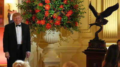 Why Trump gave Xi a bald eagle sculpture at White House dinner
