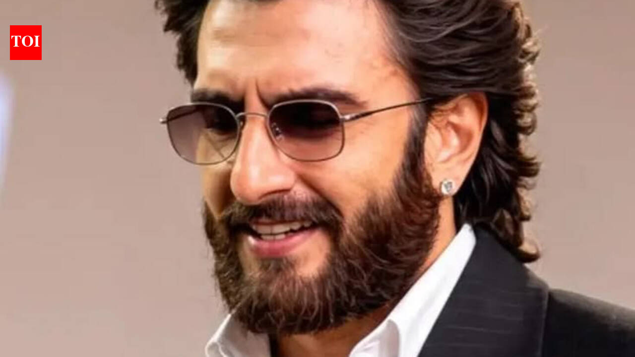 Ranveer Singh makes first public appearance after welcoming second daughter