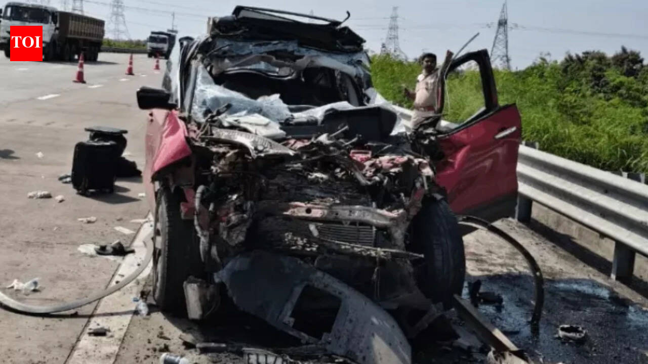 4 Mumbai residents headed to Jain pilgrimage site killed in expressway crash in Surat