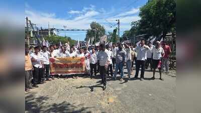 Aasu protests over poor condition of NH-37 & NH-38 at Makum, seeks repairs