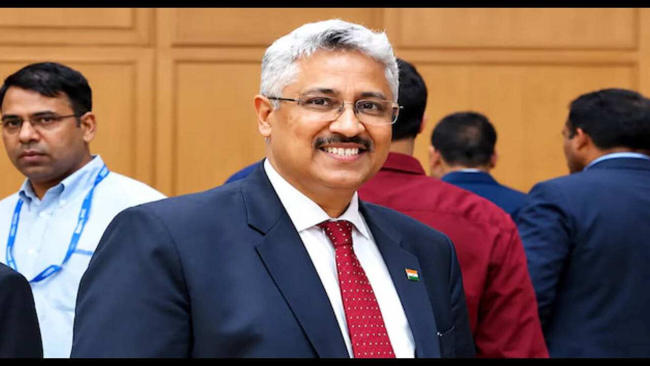 CBSE new chairman appointed: IAS Officer Mandeep K Bhandari takes ...