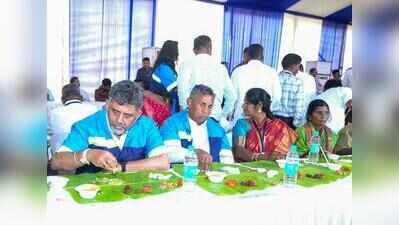Karnataka CM doubles pourakarmika snack allowance to Rs 70