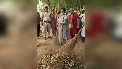 Make Gurgaon clean before Diwali, mayor directs MCG officials, agencies to accelerate sanitation services