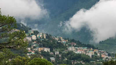 Urban travellers prefer hotels, rural dharamshalas