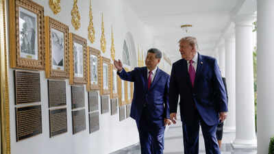 ‘This is the autopen’: Trump mocks Biden while showing Xi presidential portraits