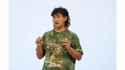 Meta AI CEO Alexandr Wang sets the record straight on how he dressed for Meta's Connect 2026 conference this week; says: Excuse me I must ...