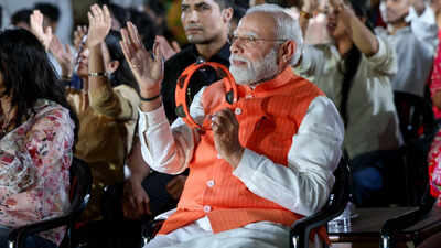 'Time for bhajan clubbing but not for serious questions': Congress takes swipe at PM Modi