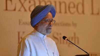 'Served nation with dedication': PM Modi, Rahul Gandhi pay tribute to Manmohan Singh on birth anniversary
